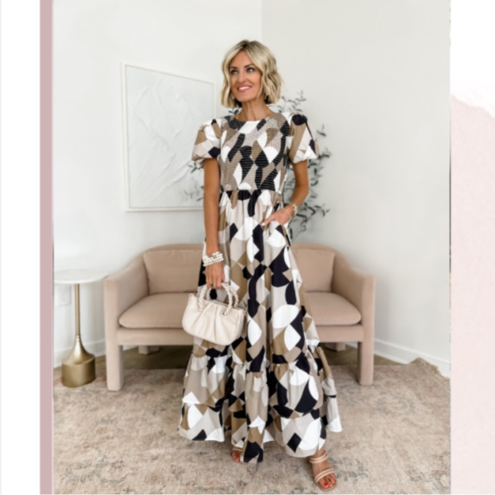 Peach Love California Black and White Geometric Maxi Dress
